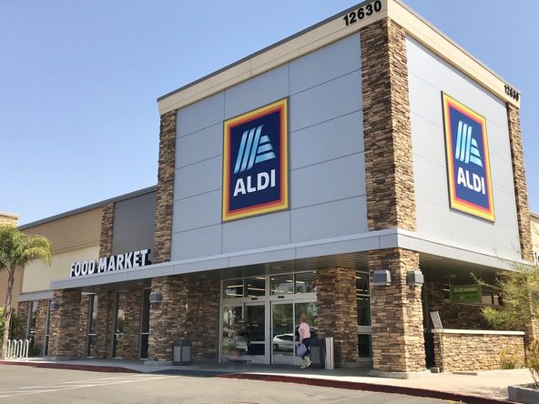 Towngate Promenade: 12550-12660 Day Street, Moreno Valley, CA 92553